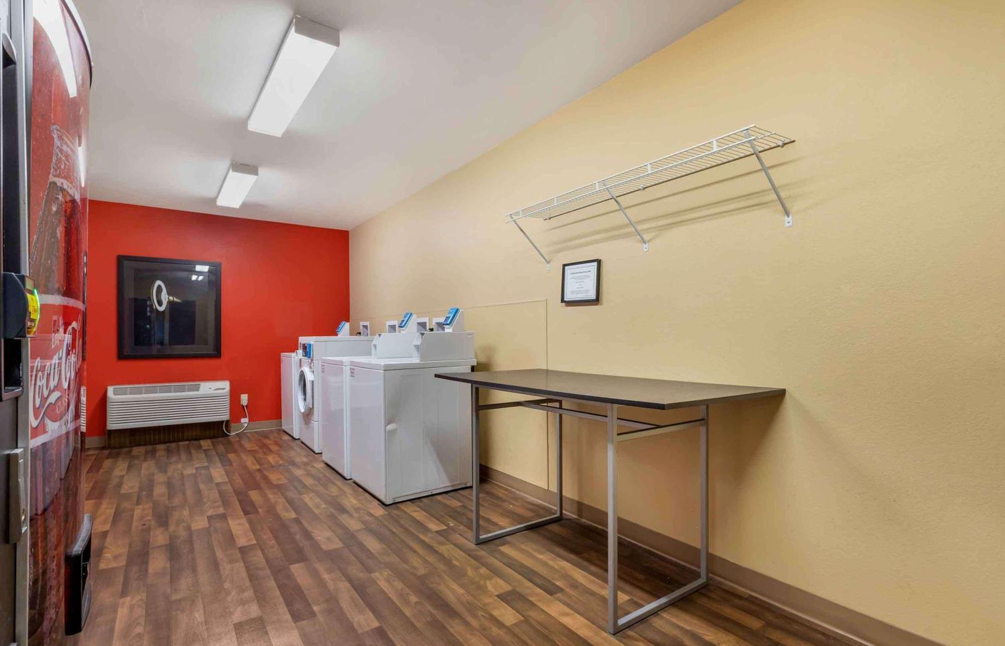 Extended Stay America Select Suites - Fayetteville - Springdale Extérieur photo